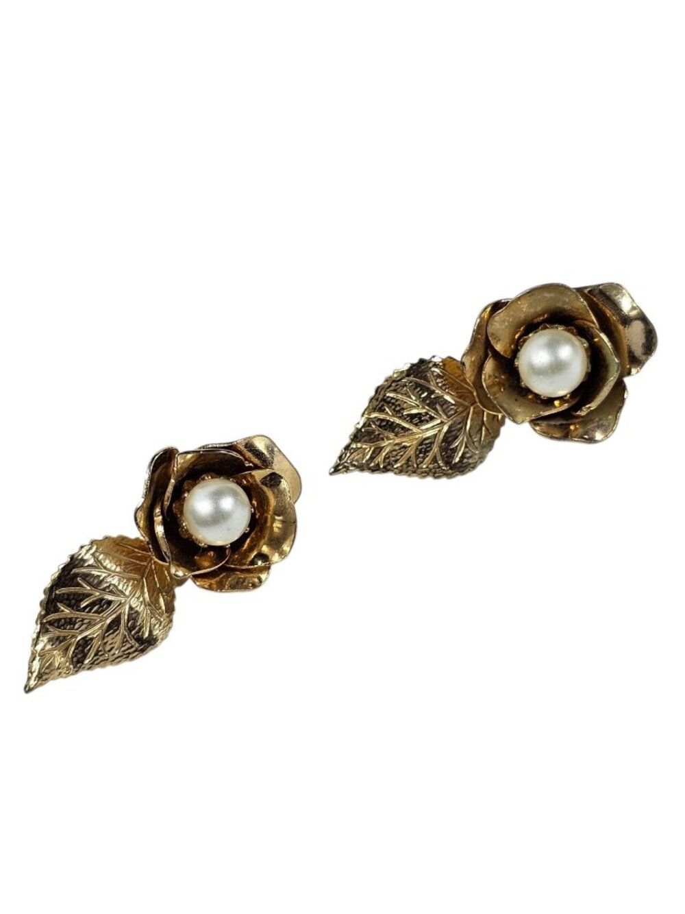 Gold Tone Rose Flower Clip-On Earrings Faux Pearl Center Retro Jewelry VTG